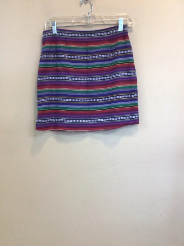 SHRINKING VIOLET SIZE SMALL Ladies SKIRT